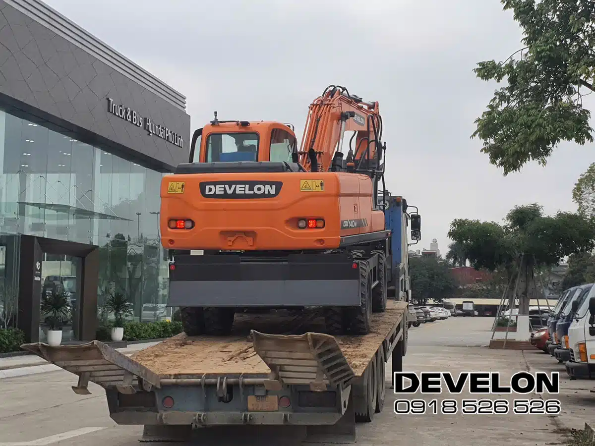 Máy Xúc Develon DX140W - Ảnh 4