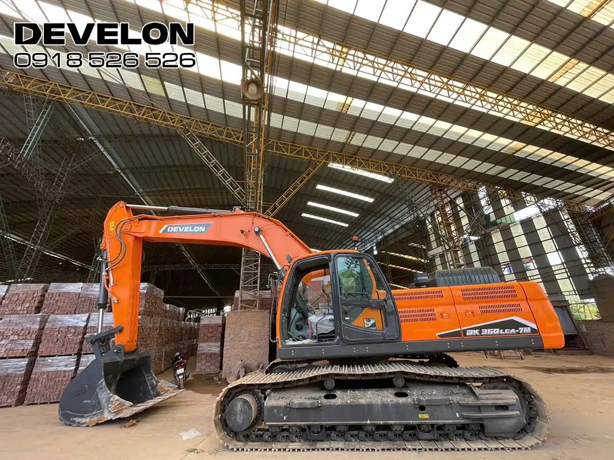 Máy Xúc Develon DX360LCA-7M