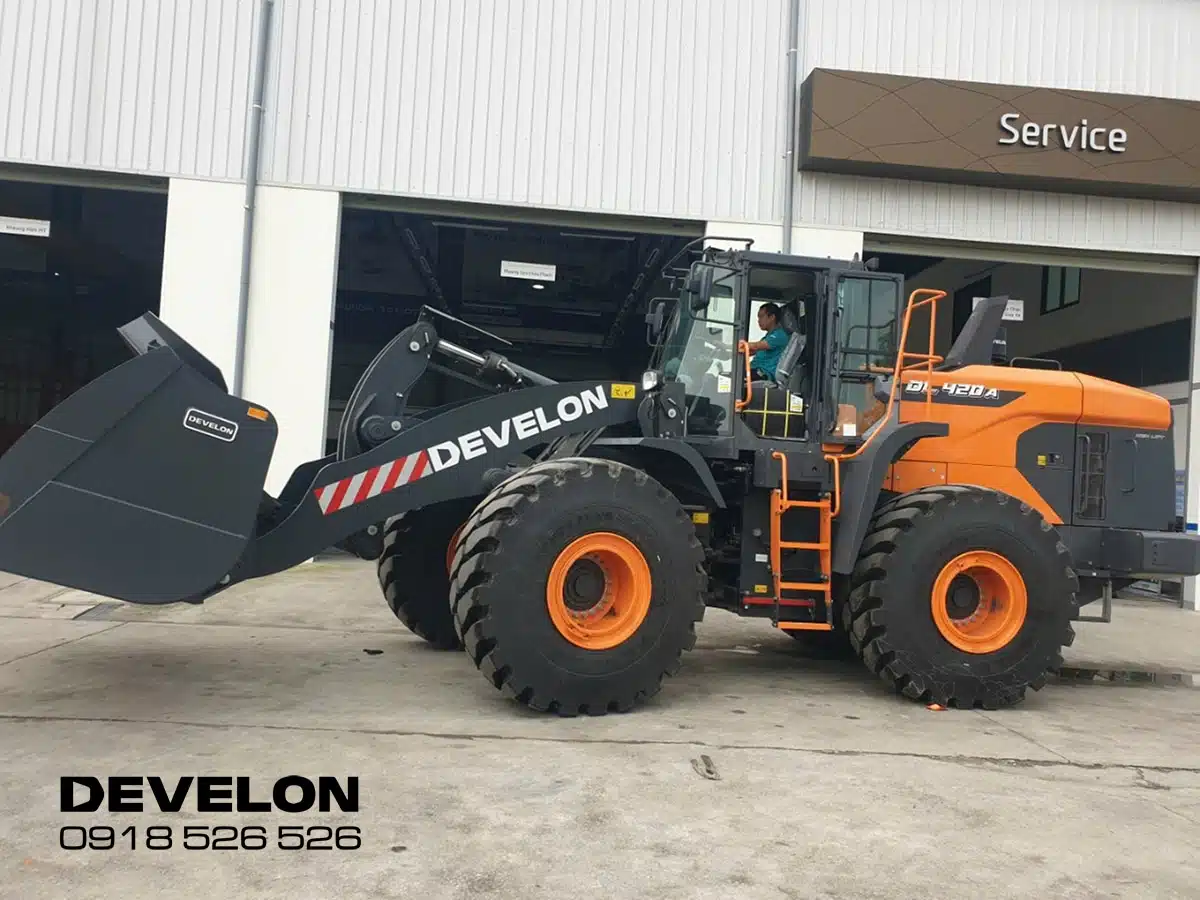 Máy Xúc Develon DL420A-7M