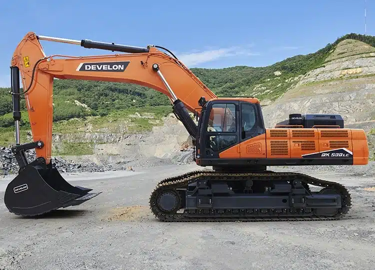 Máy xúc Develon DX530LCA-7M