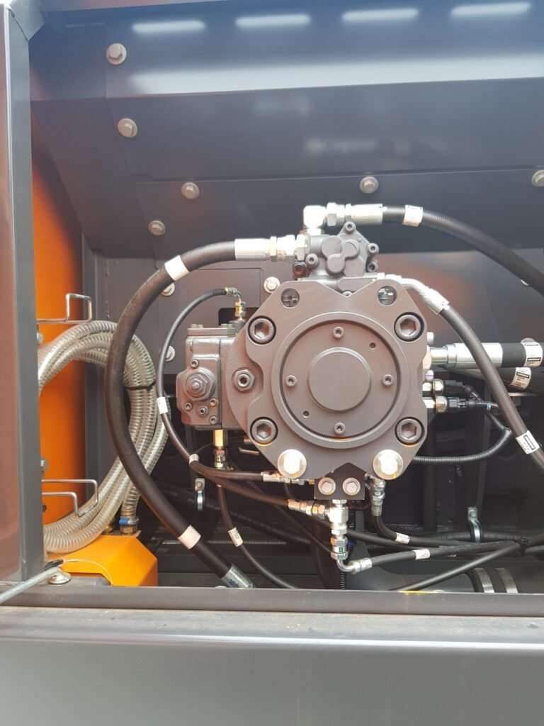 Bơm thuỷ lực máy xúc doosan